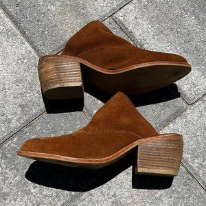 Size 6.5 // Women's Splendid Suede Stacked Heel Mule